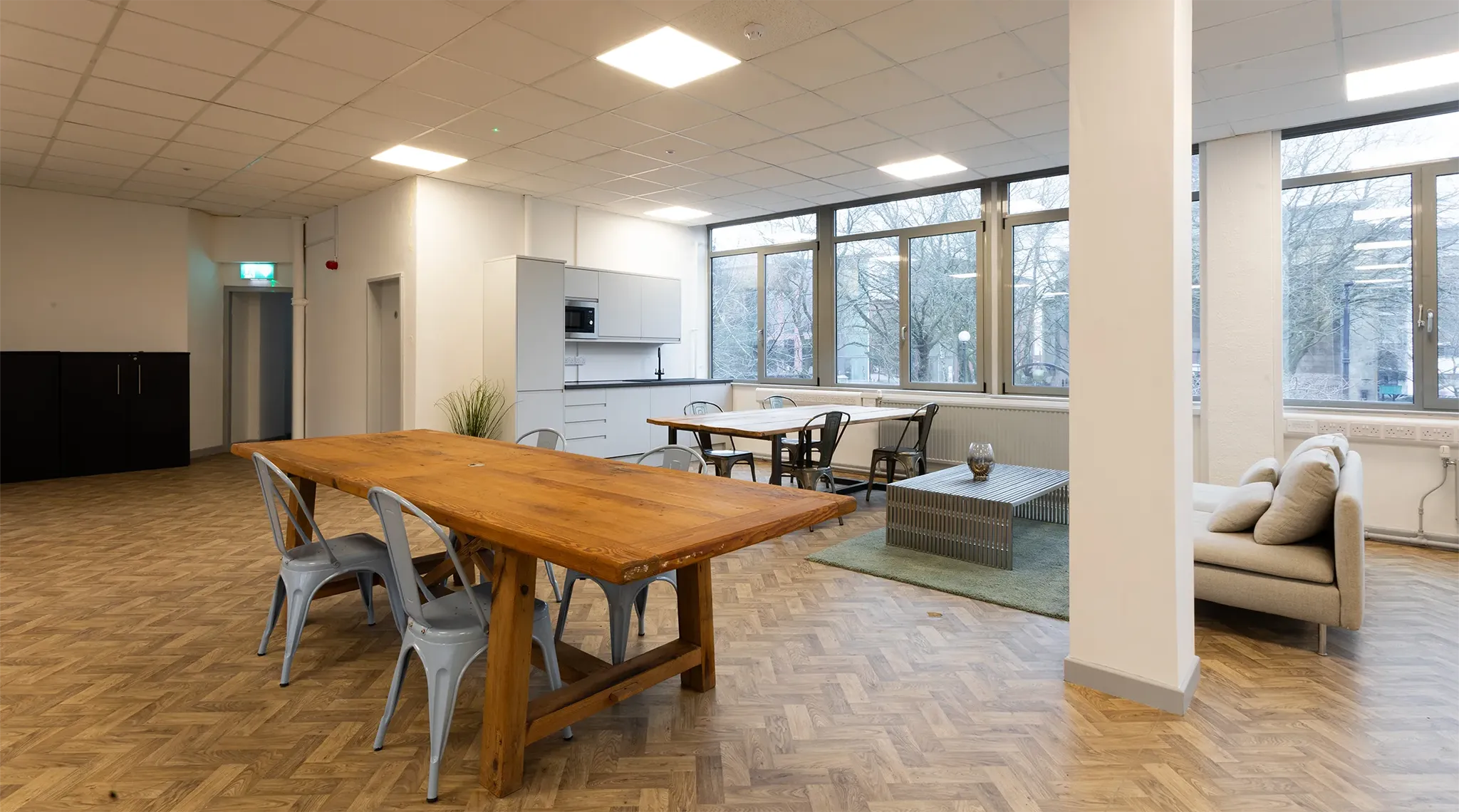 Breakout space