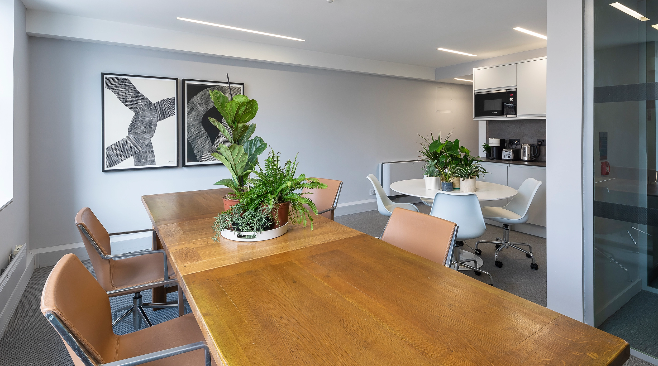 Breakout space