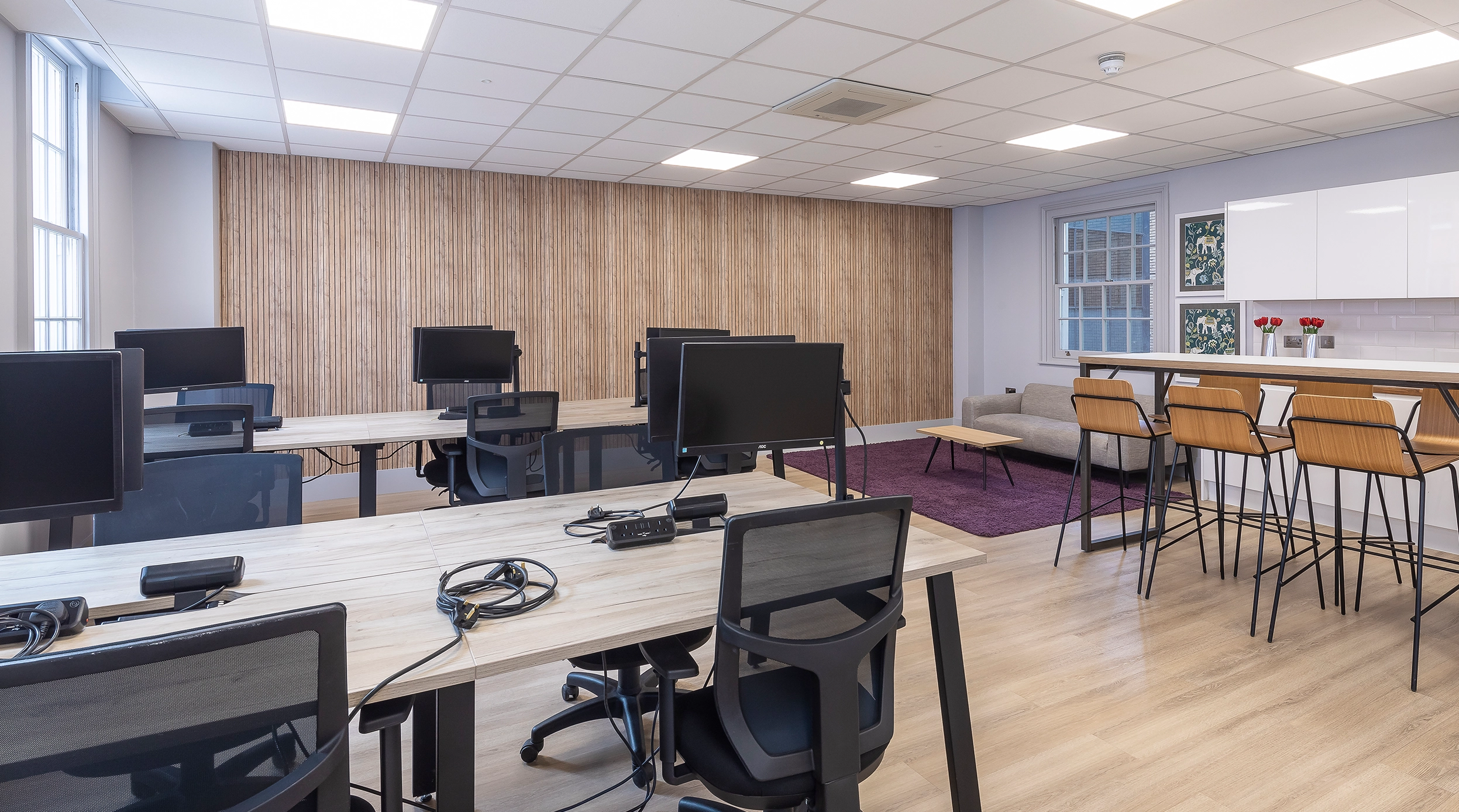 Breakout & open plan workspace